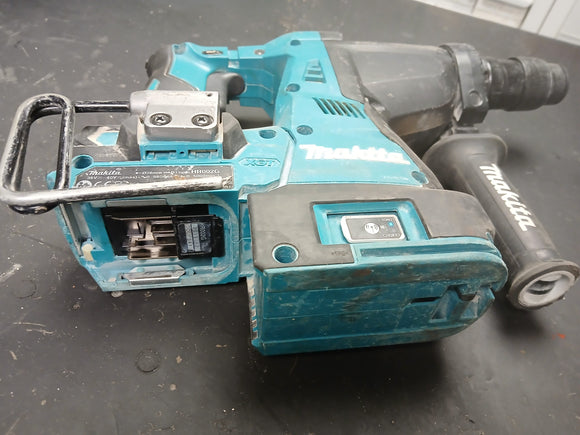 Tassellatore SDS-PLUS 28mm 2,9J 40V XGT BL Makita HR002GZ - USATO