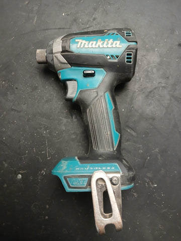 Avvitatore ad impulsi 170Nm 18V LXT BL Makita DTD153Z - USATO