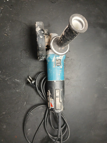 Smerigliatrice angolare 125mm 1400W Makita 9565CVR - USATO