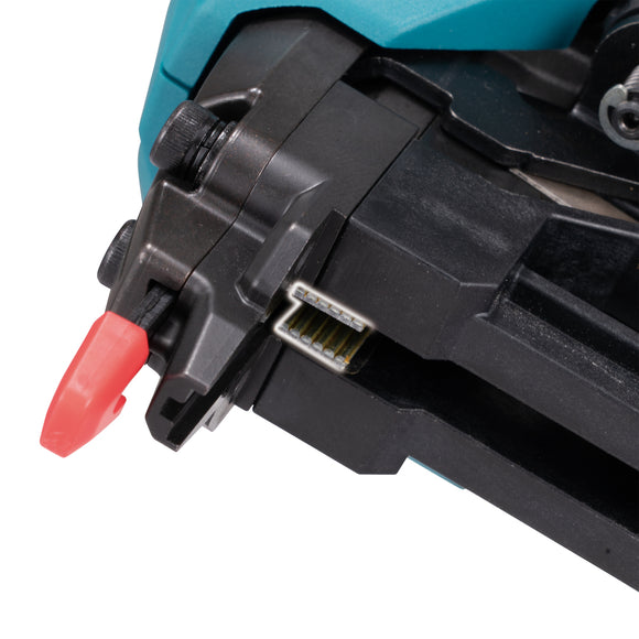 Graffettatrice 9,5-38mm 18Ga 18V LXT BL Makita DST630ZJ