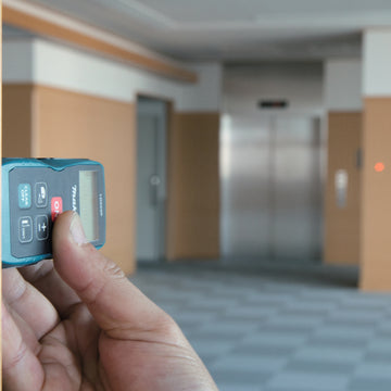 Misuratore laser 50m Makita LD050P - 0