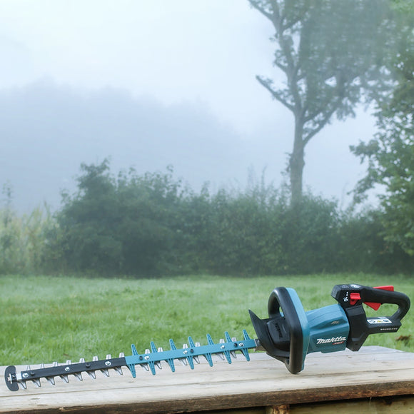 Tagliasiepi 600mm 40V XGT BL Makita UH004GZ